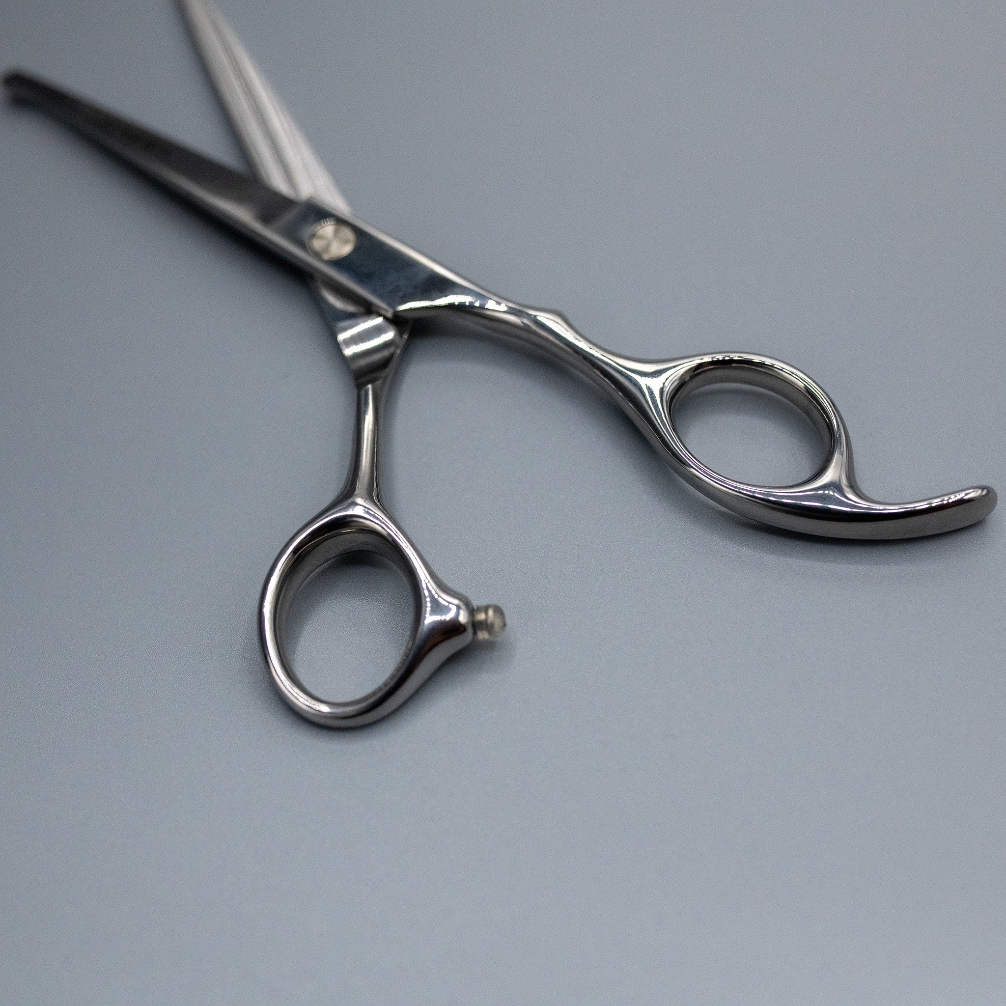 rounded scissors